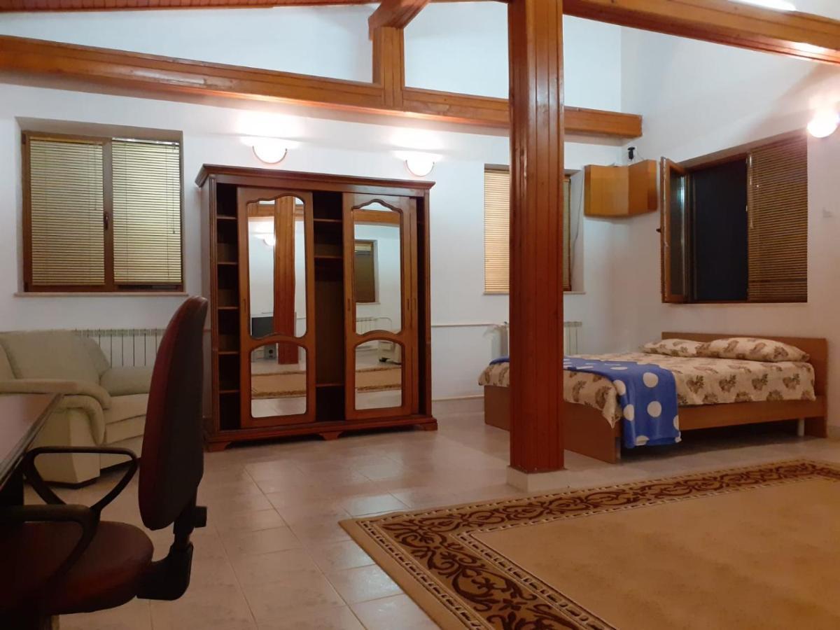 Vila Boss Constanta Bagian luar foto